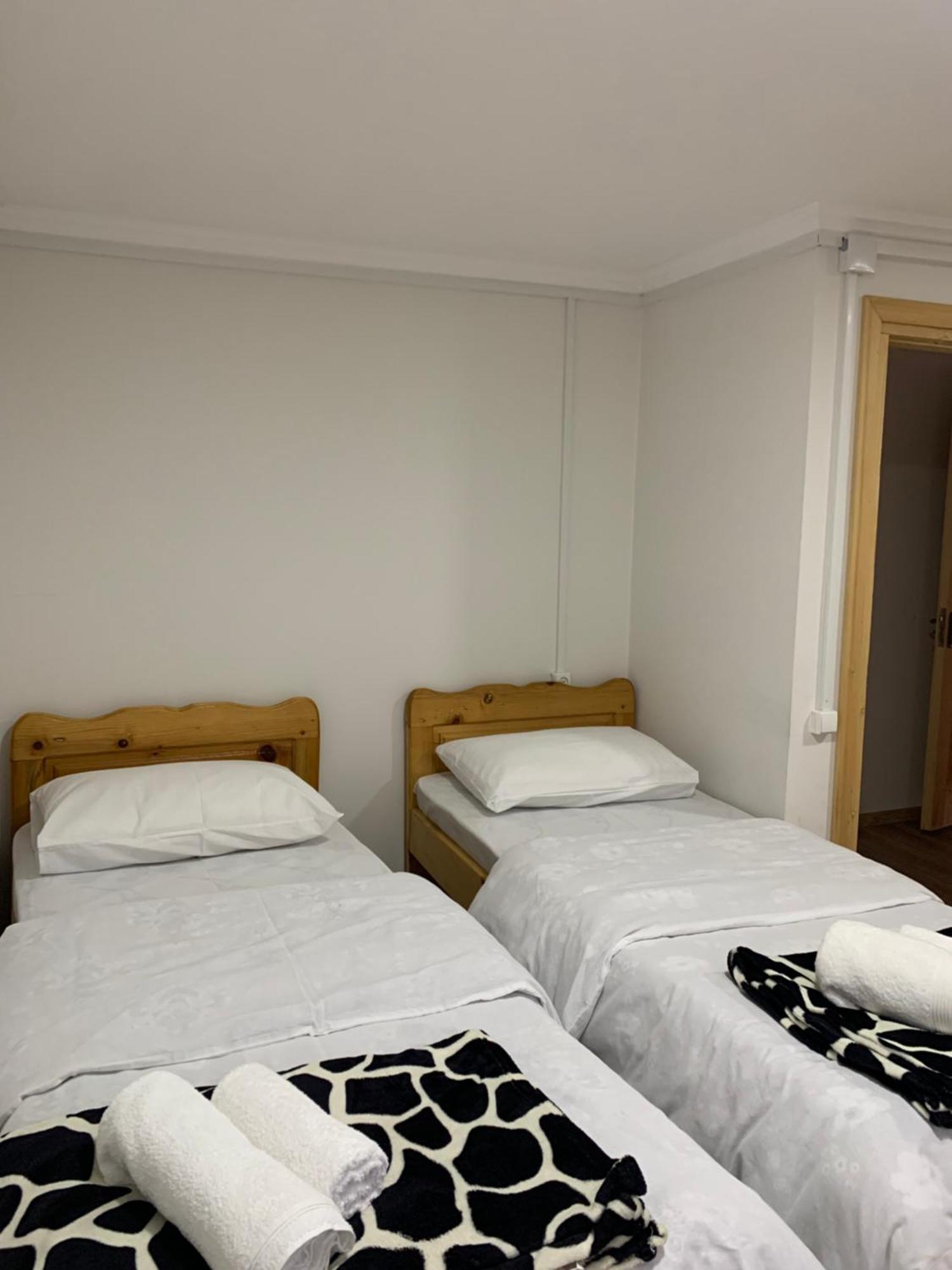 Tebdi Qor, Warm Home Mestia Exterior foto